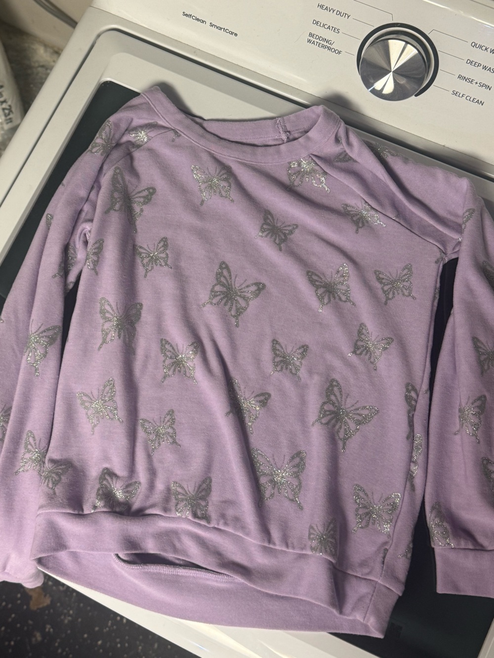 Chaser Girls Lavender Slinky Long-Sleeve Crewneck w/Glitter Butterfly Print NWOT